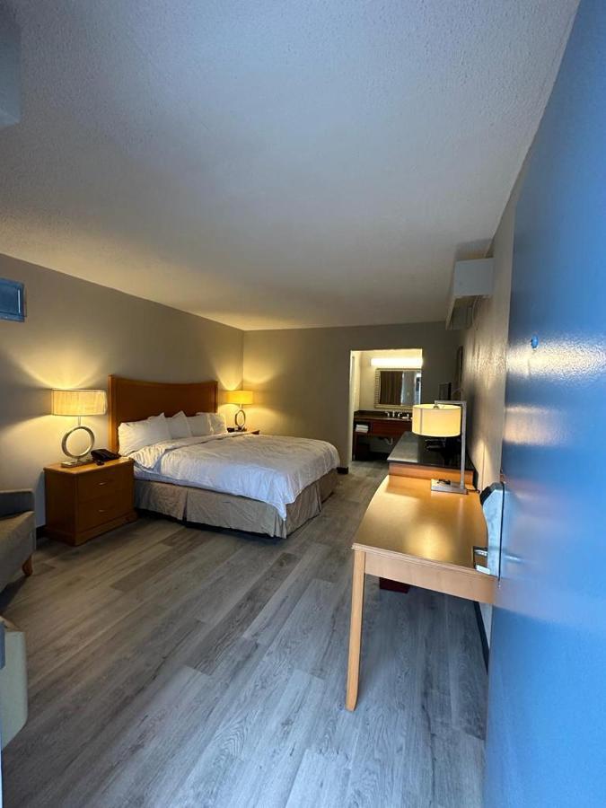 Lanett Inn Ngoại thất bức ảnh