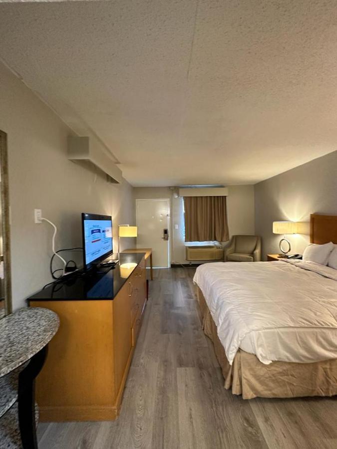 Lanett Inn Ngoại thất bức ảnh